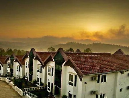 Golden Nest Hotel Yercaud Exterior foto